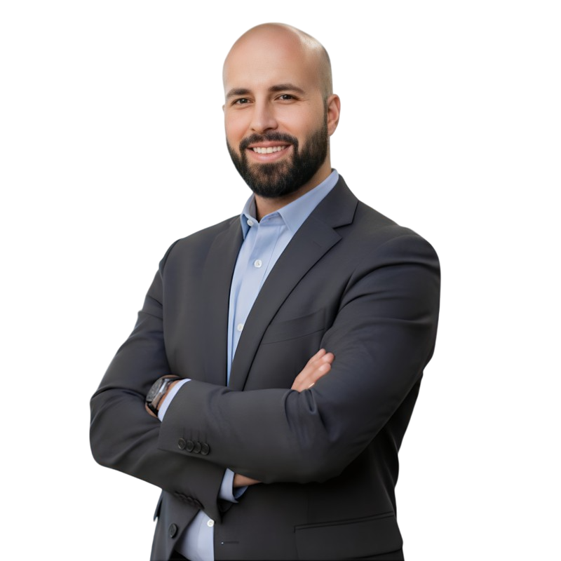 Iván Cayuela — Director Financiero y de Operaciones